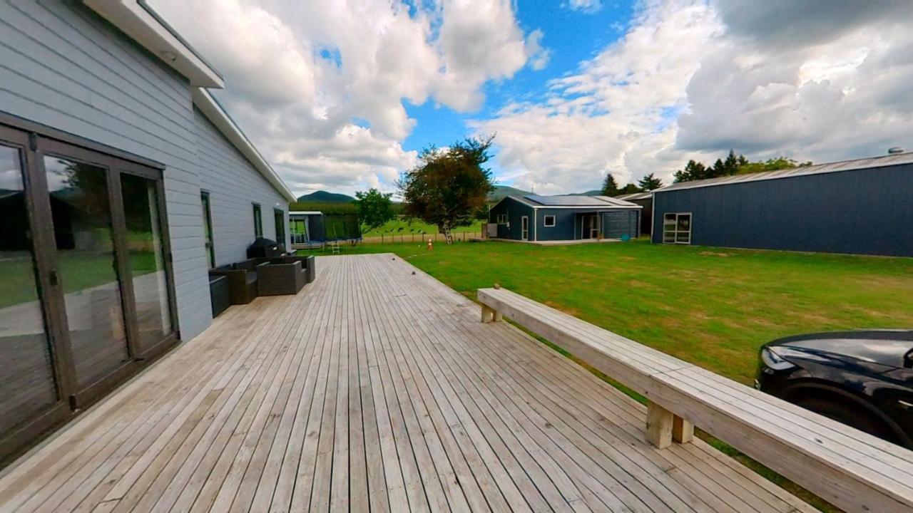 Full Holiday Home To Yourself, Up To 21 Guests Atiamuri Exterior foto